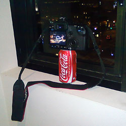 using a Coke can as a make-shift tripod