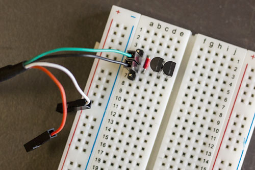two DS18S20 temperature sensors connected in parasitic mode on breadboard
