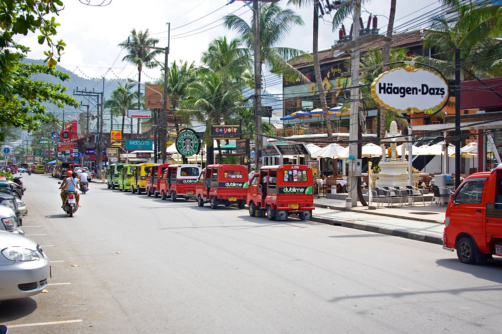 Tuk-Tuks lined up on the street