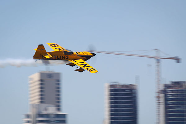 Nigel Lamb - plane vs crane?