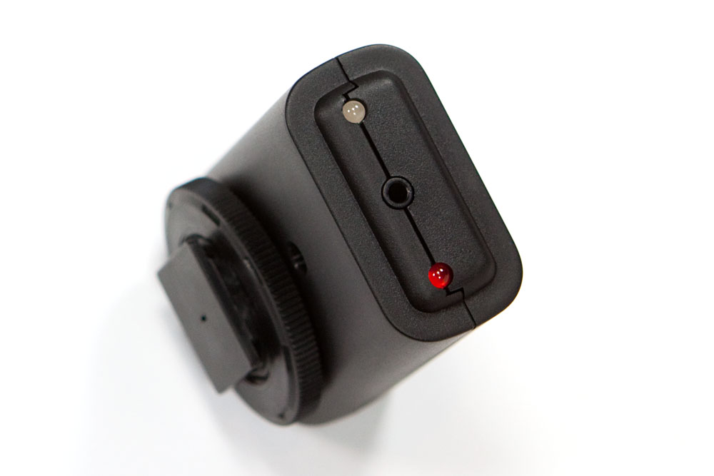 status LEDs and cable socket on receiver