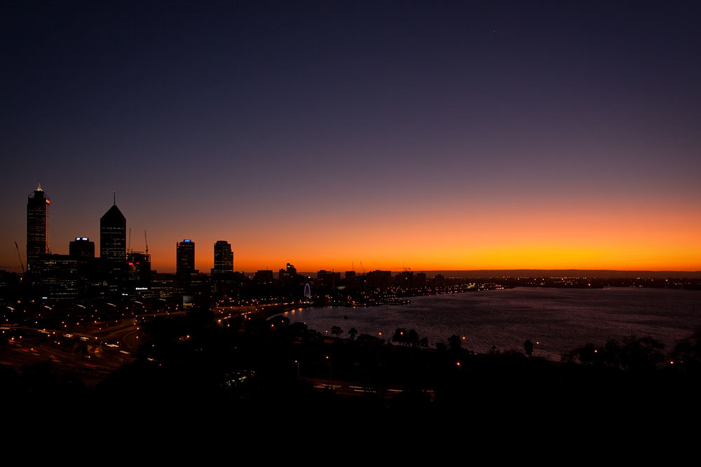 pre-dawn Perth sky