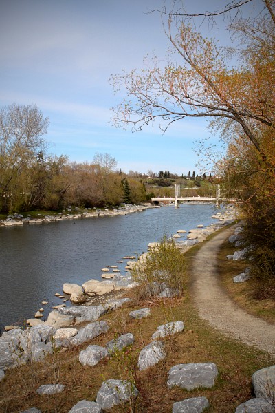 path along the Bow River