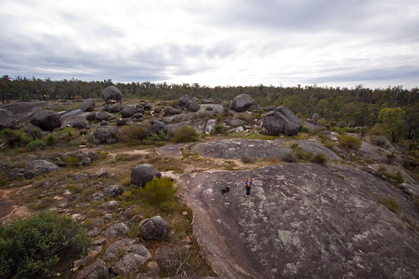 view from the top of the large rock on the left hand side of the previous photo