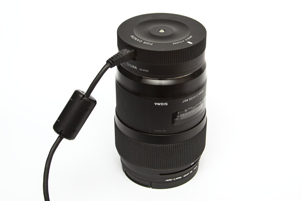 Dock connected to Sigma f/1.4 DG lens